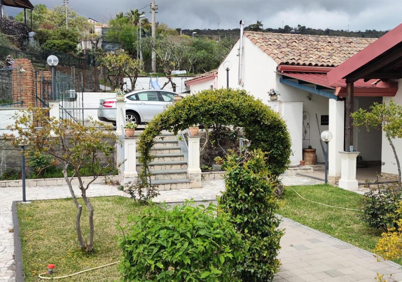 Peri Peri Guest House Mascali Exterior foto